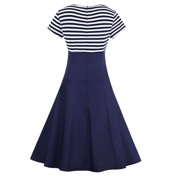 NWT Size L - High Waist Split Button Dress - Picture 2 of 3